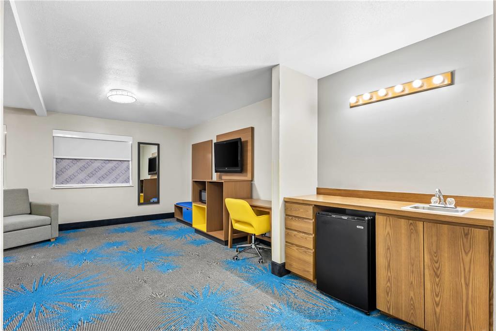 Days Inn by Wyndham Mitchell SD - photo 35