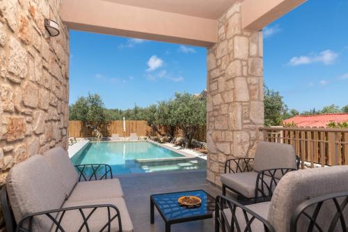 Claudio Stone House — Sikyon — photo 4