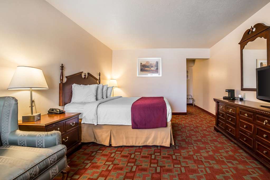 Quality Inn Evanston near Wyoming Downs - photo 18
