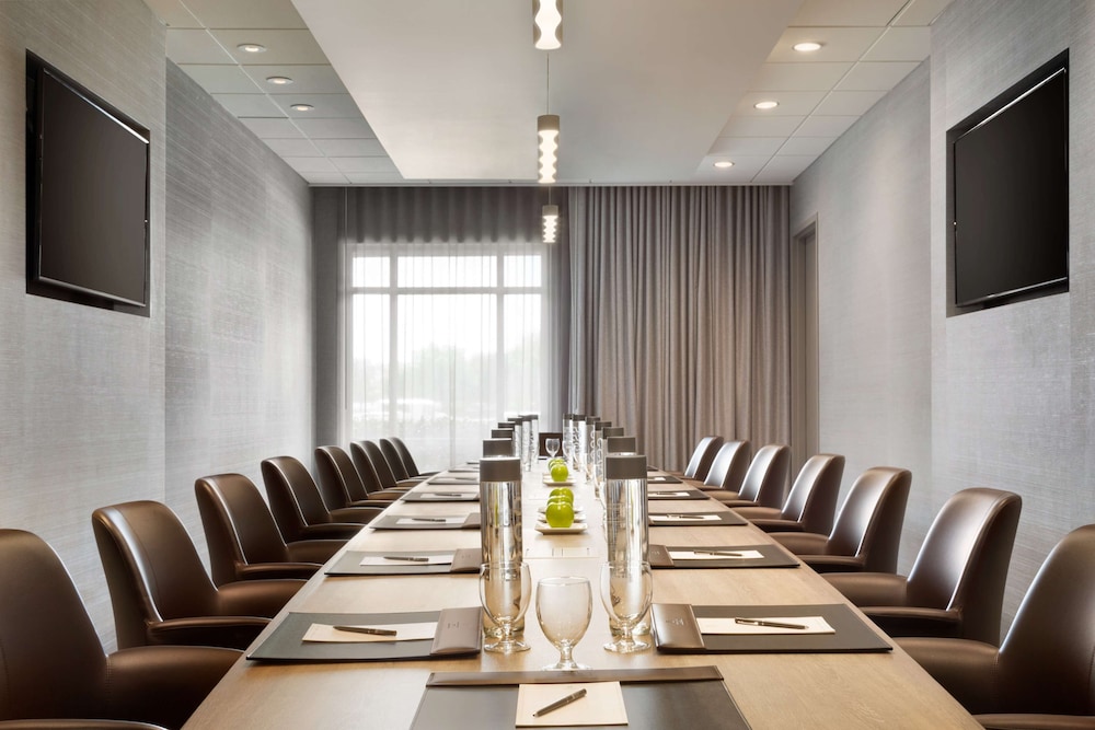 Embassy Suites by Hilton Dallas DFW Airport North - photo 63