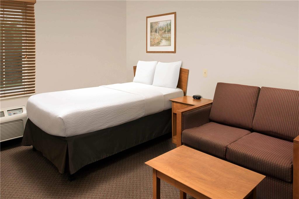 WoodSpring Suites Spartanburg Duncan - photo 8