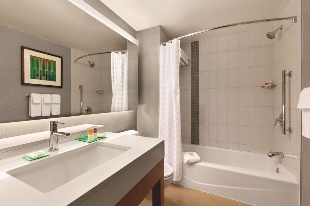 Hyatt Place Baltimore Inner Harbor - photo 26