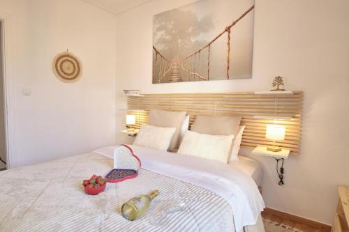 Conevika — 4-Star Luxury Hotel in Athens, Greece