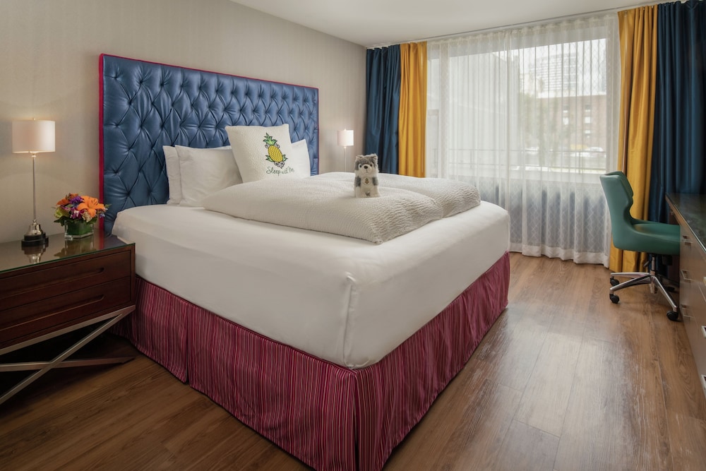 Staypineapple Hotel Rose Downtown Portland - photo 13
