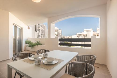 Jardines Tisaya 11 Pool View & Twin Beds 1B in Arona, Spain