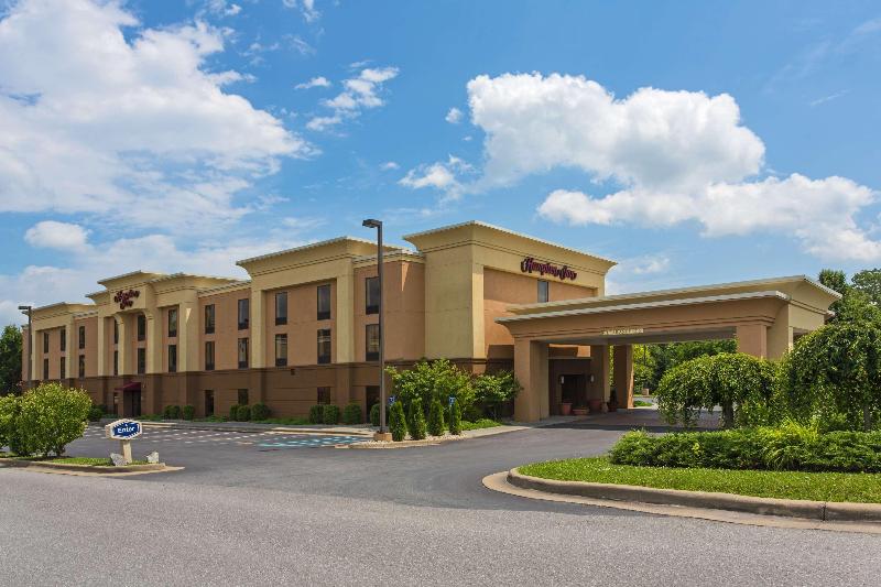 Hampton Inn Lewisburg - photo 5