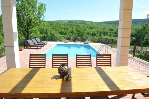 Villa Parta near Trilj private pool — 4-Star Luxury Hotel in Trilj, Croatia