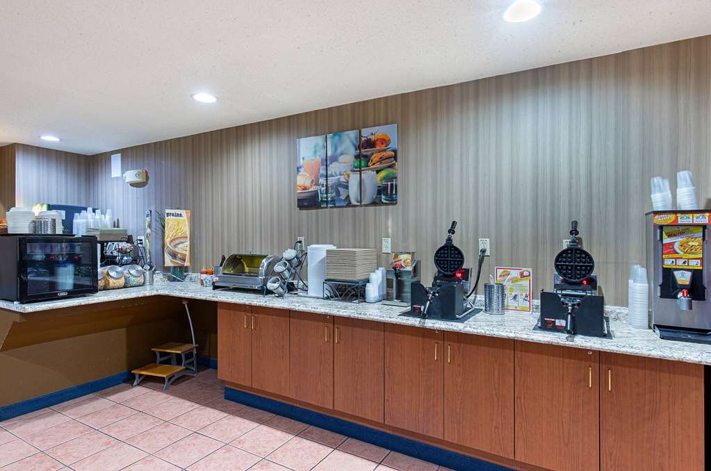 Microtel Inn by Wyndham Dry Ridge - photo 26
