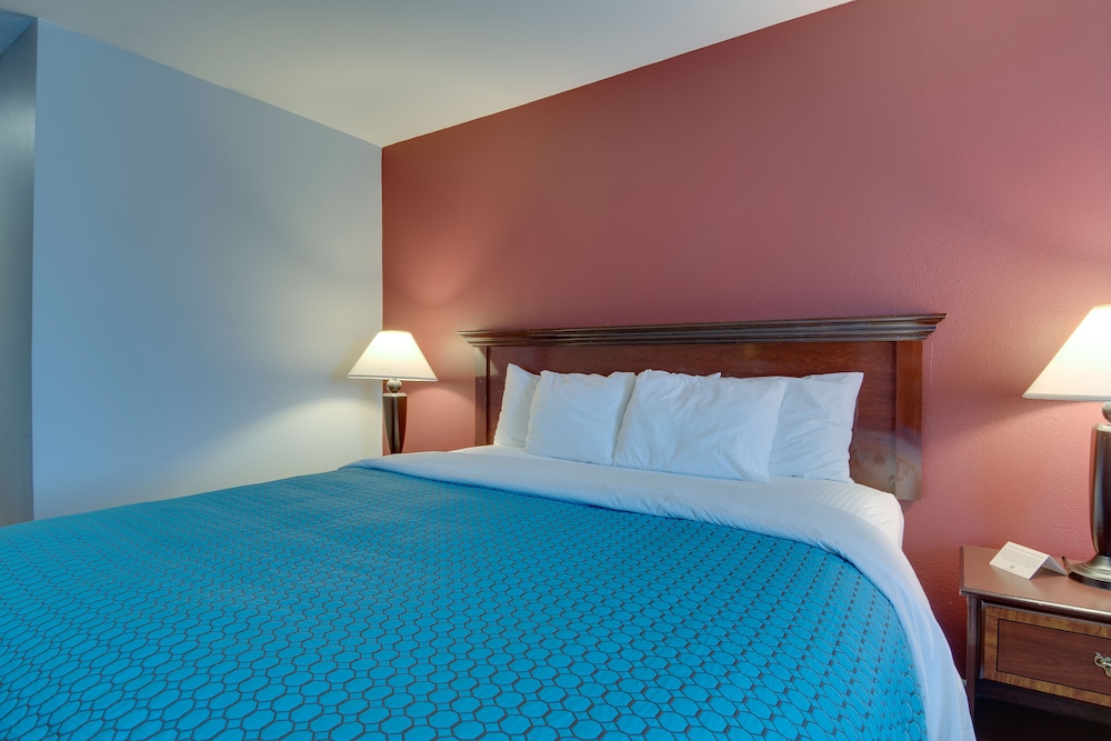 Americas Best Value Inn Hayward - photo 21