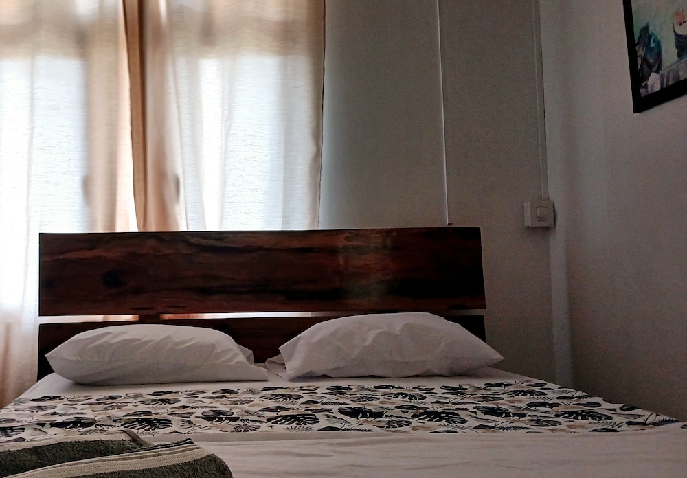 Entre Vallee — Port Mathurin — photo 4