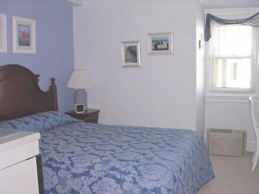 Homestead Beach Hotel - photo 10