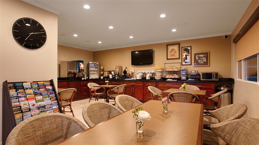 Best Western The Inn & Suites Pacific Grove - photo 3