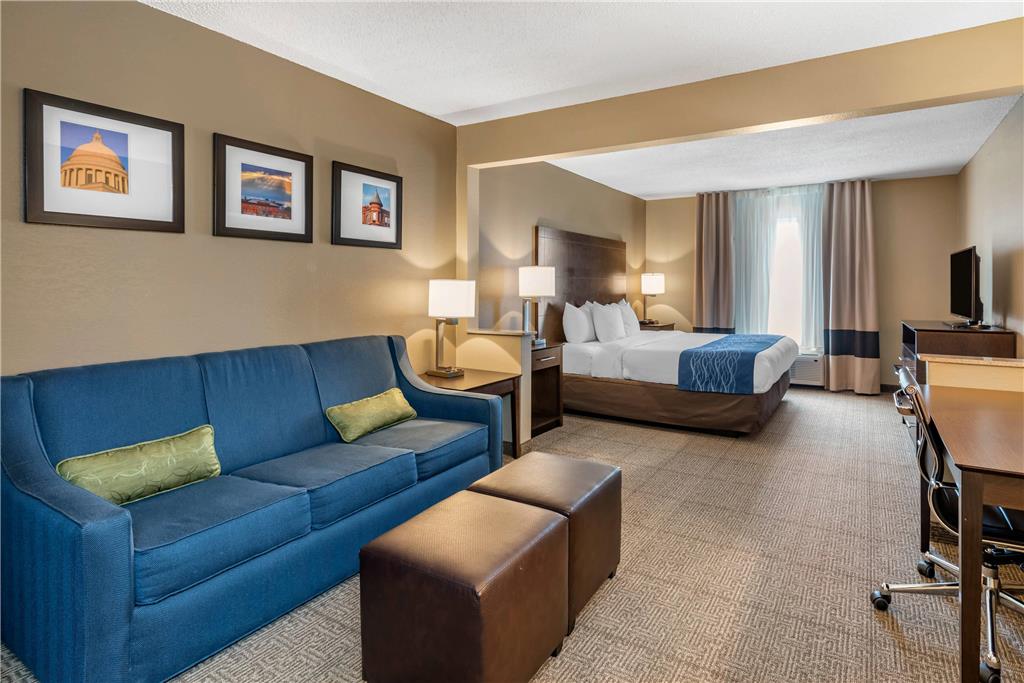 Comfort Inn & Suites Bryant Benton - photo 21