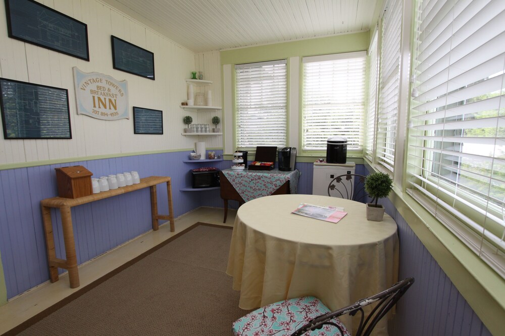 Kelley & Young Wine Garden Inn - photo 35