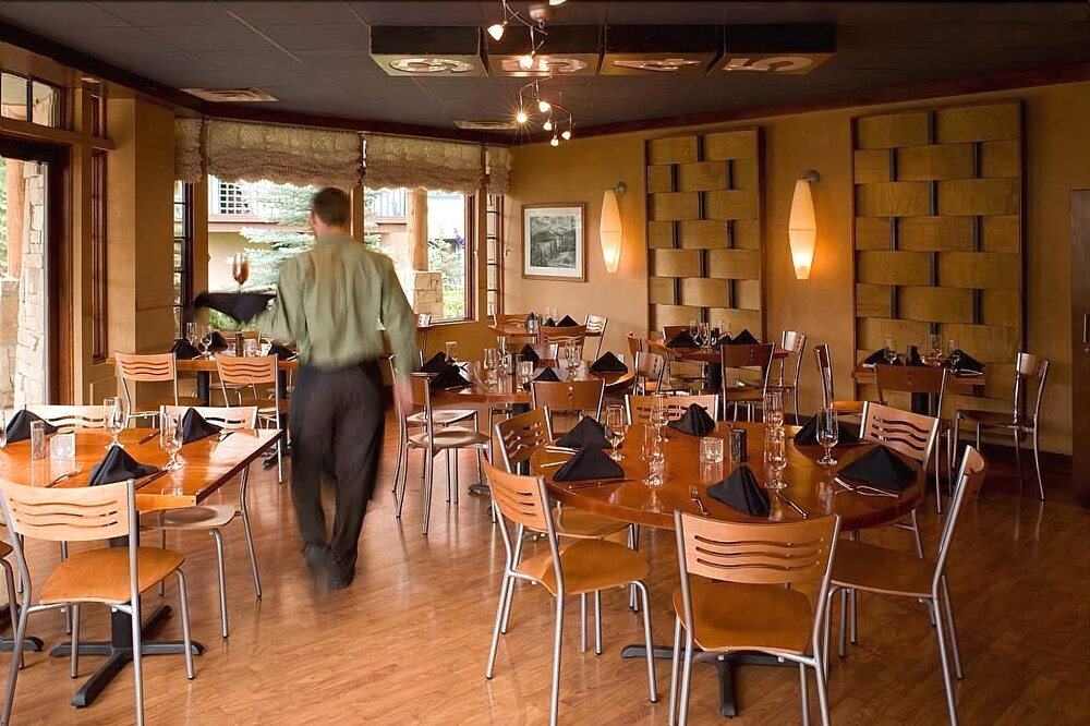 Inn at Lost Creek - photo 33