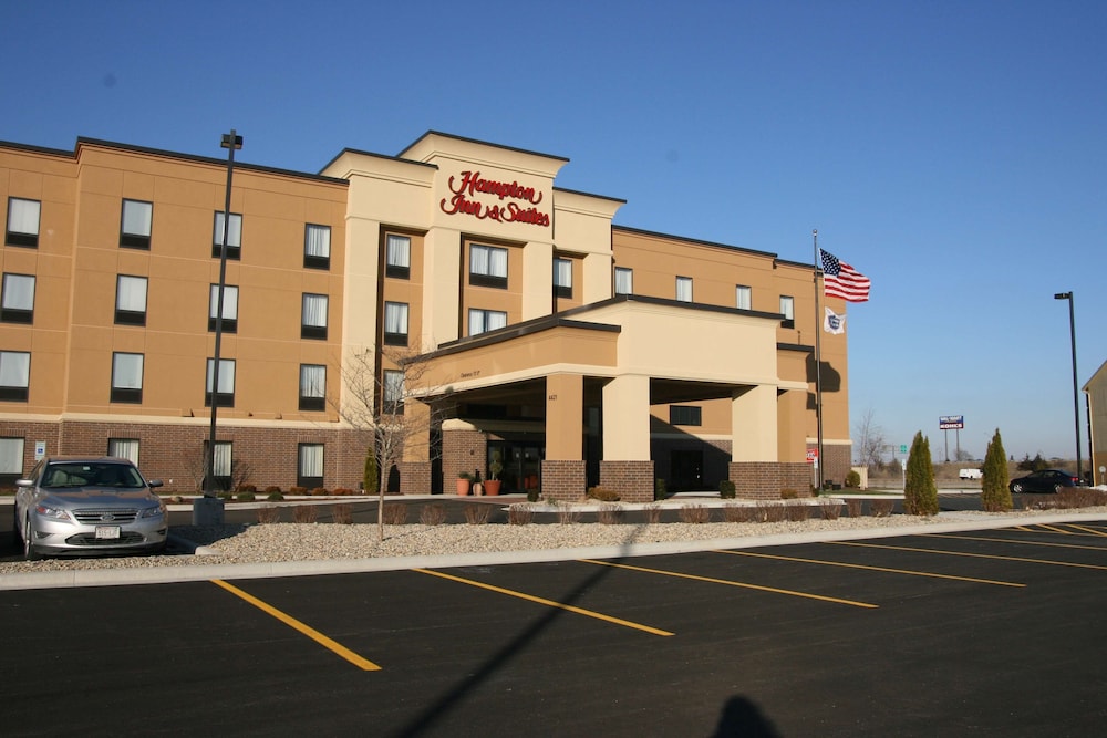 Hampton Inn & Suites Peru - featured photo