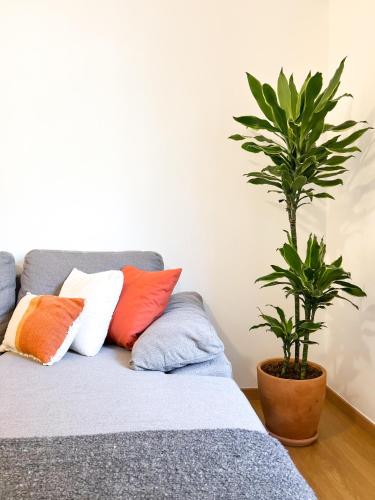Comfy 2 BDR Apt in Petralona Next to metro — 4-Star Luxury Hotel in Athens, Greece