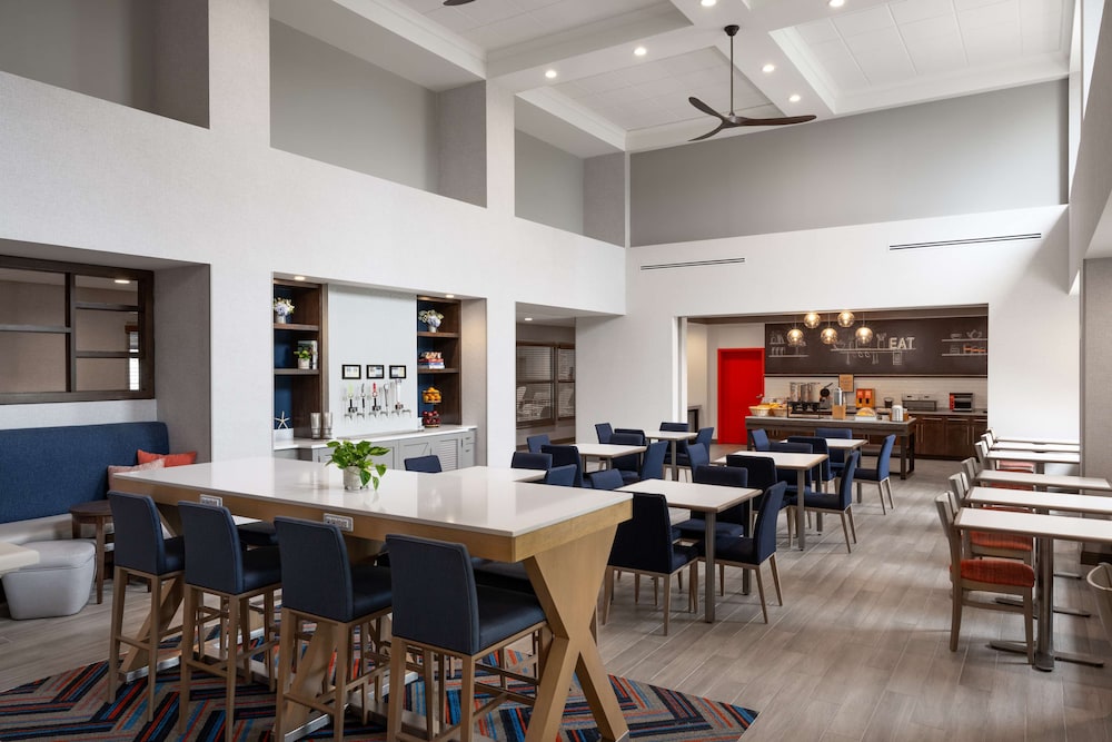 Hampton Inn & Suites Cape Cod West Yarmouth - photo 2