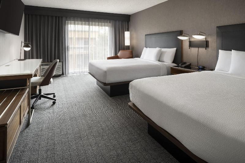 Courtyard by Marriott San Mateo Foster City - photo 116
