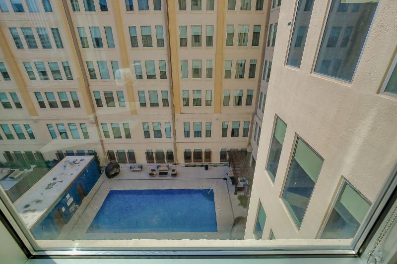 Luxury Downtown Dallas Stay by Amyfinehouse - photo 146