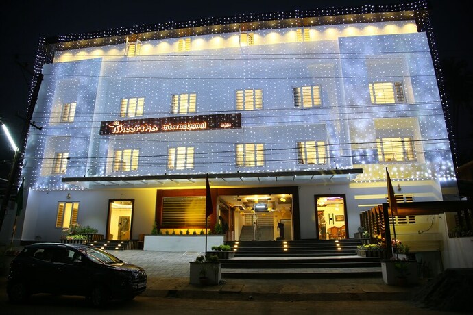 Theertha International — hotel in Mahe