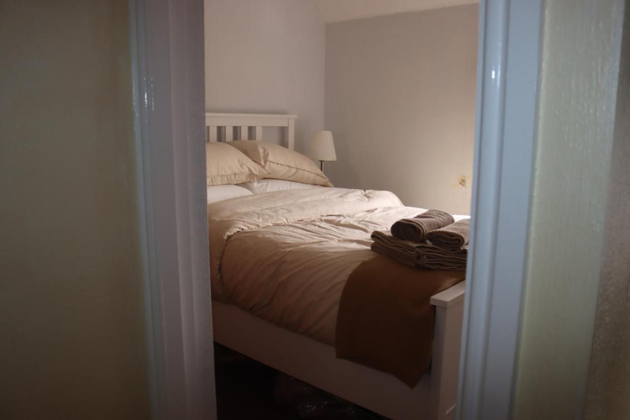 Number 10 — Leicester — photo 2