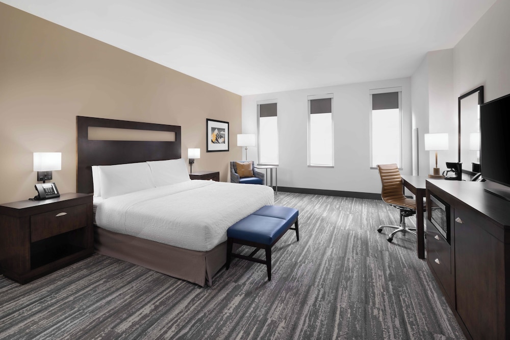 Hampton Inn & Suites Denver Downtown Convention Center - photo 23