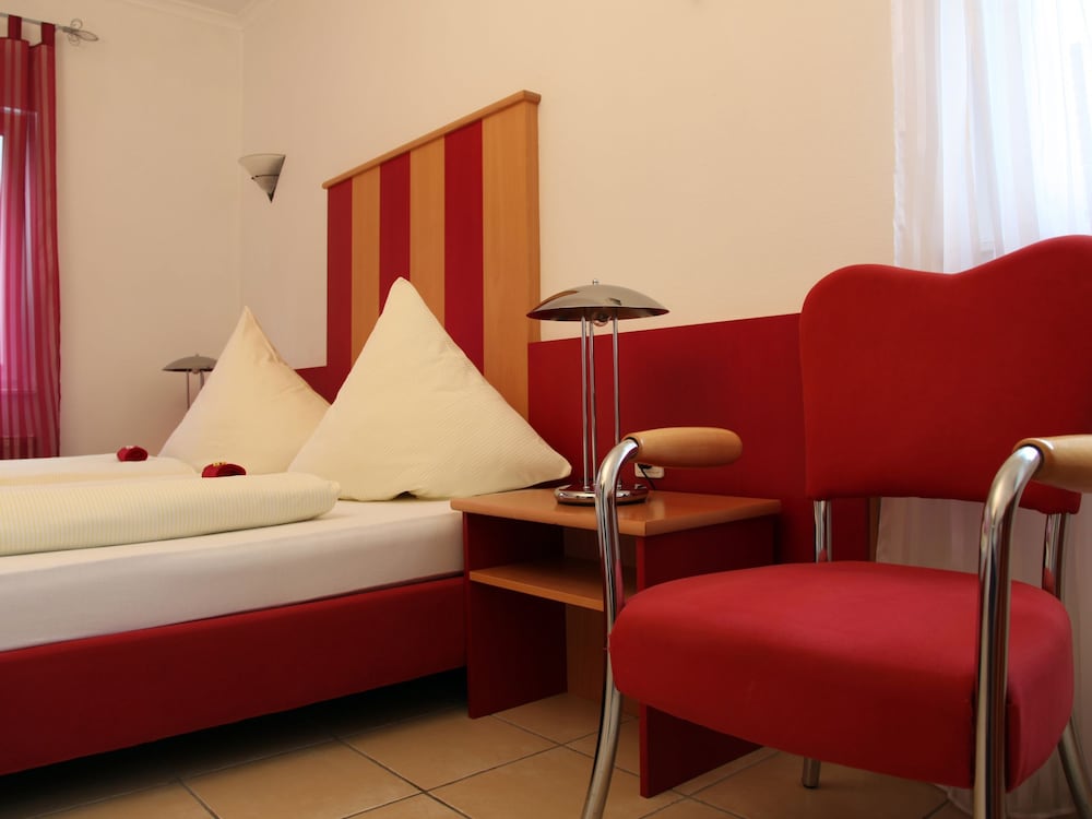 Hotel Villa Casa — hotel near Düsseldorf Airport