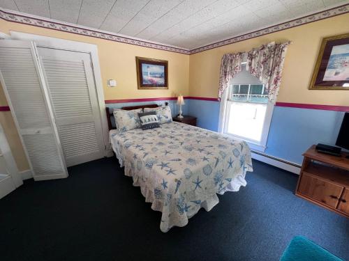 Claddagh Motel & Suites - photo 105