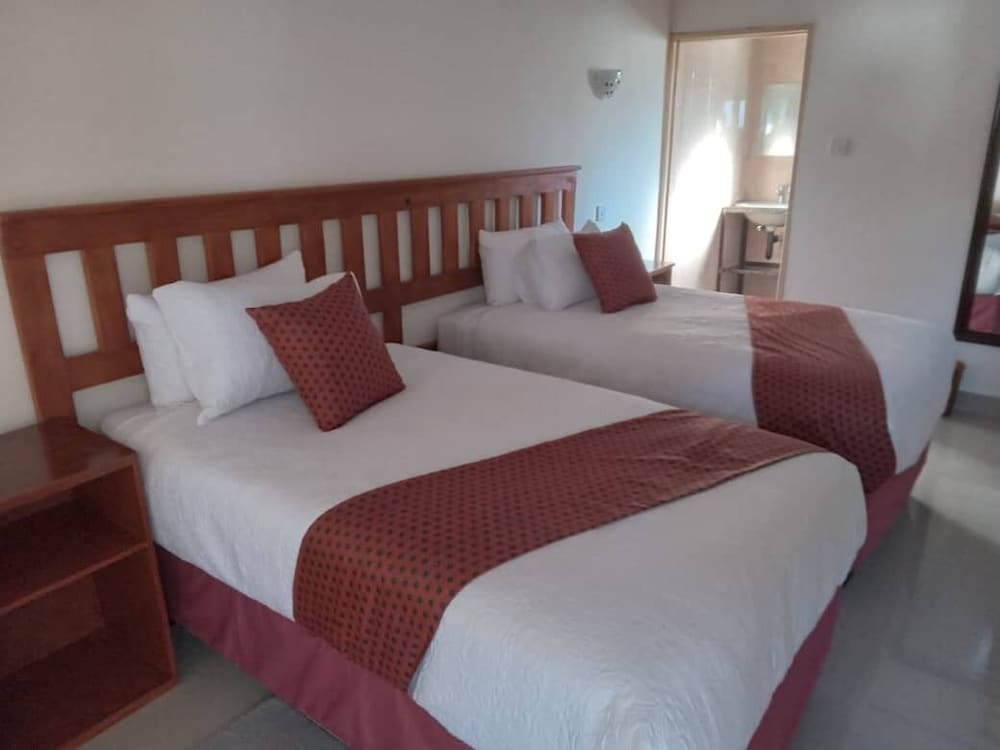 Rosewood Safari Cottages — Kasane — photo 4