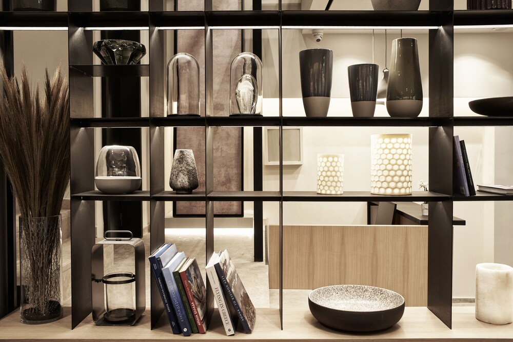 Urban Frame Plaka - carbon neutral hotel in Athens