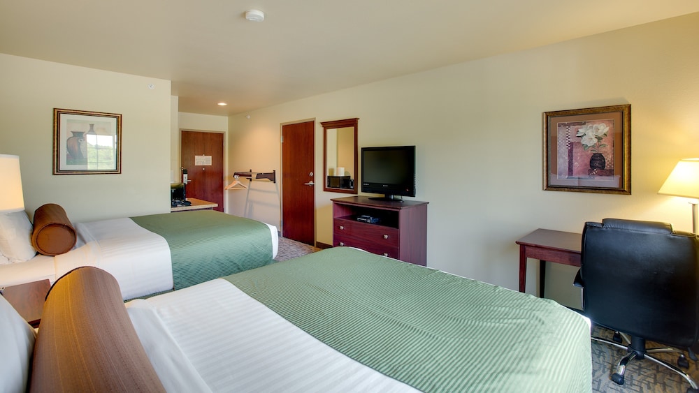 Cobblestone Inn & Suites Durand - photo 18
