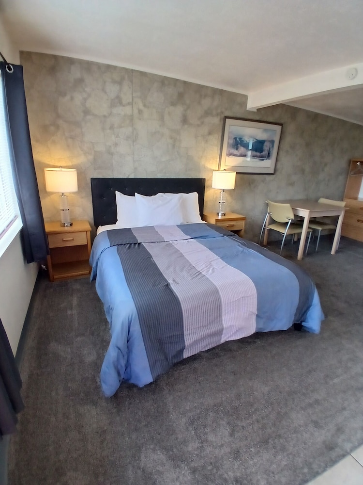 Silver Lakes Inn - photo 13