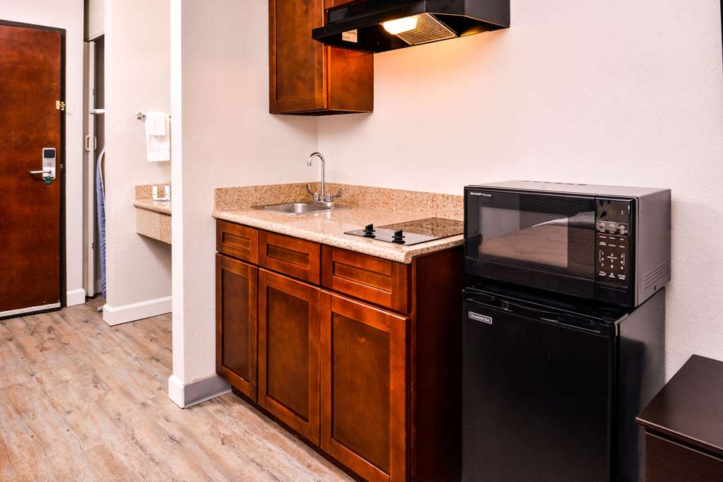 Quality Inn & Suites Beaumont - photo 21