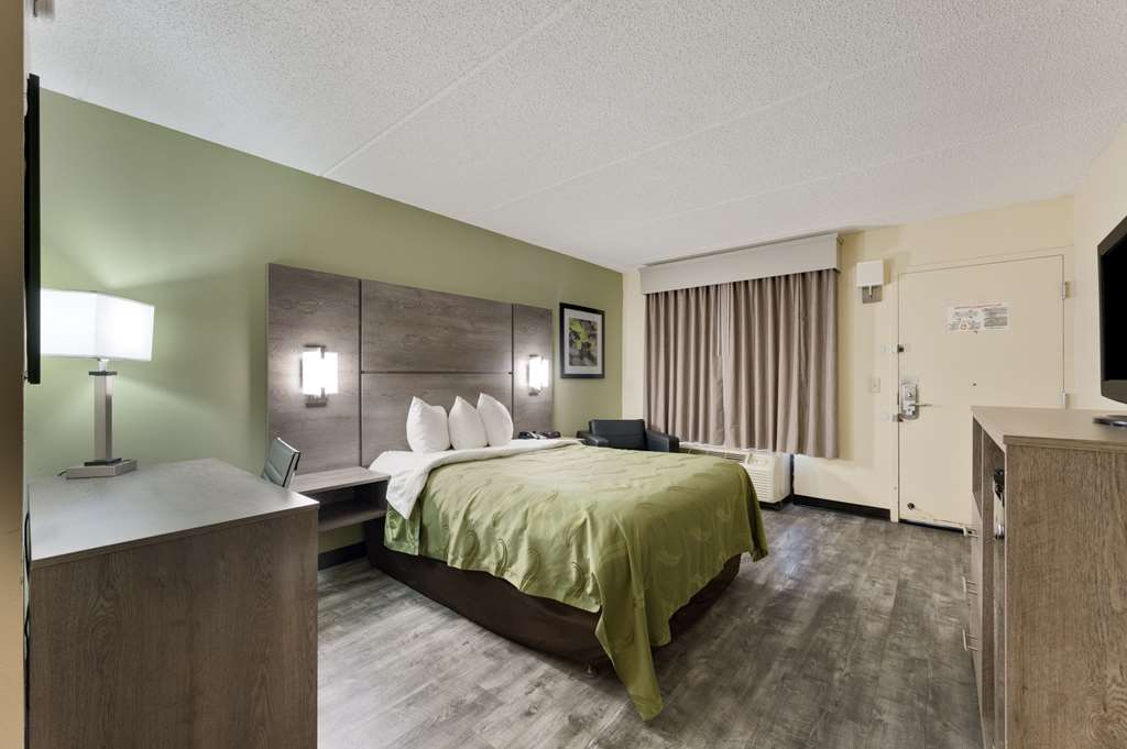Quality Inn Airport Southeast - photo 9