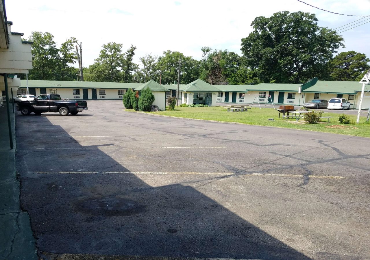 Oak Park Motel — hotel in Tahlequah