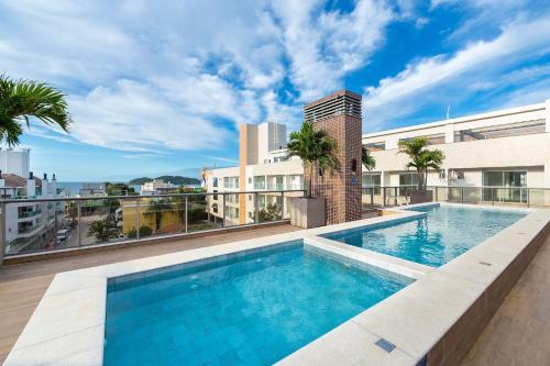Porto Fino 106 Lindo Apartamento no Centro de Bombinhas a 260 Metros da Praia com Ótimo Custo Benefício.