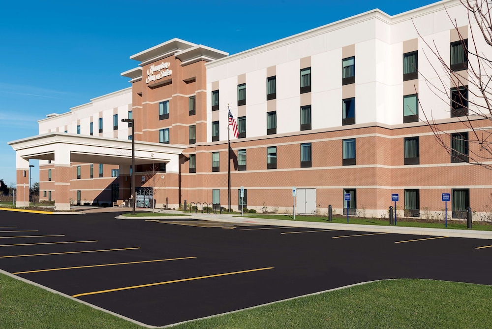 Hampton Inn & Suites Chicago Schaumburg - photo 40