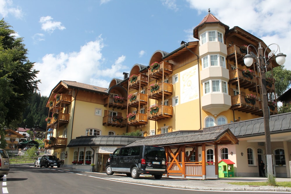 Hotel Chalet all’Imperatore in Pinzolo, Italy