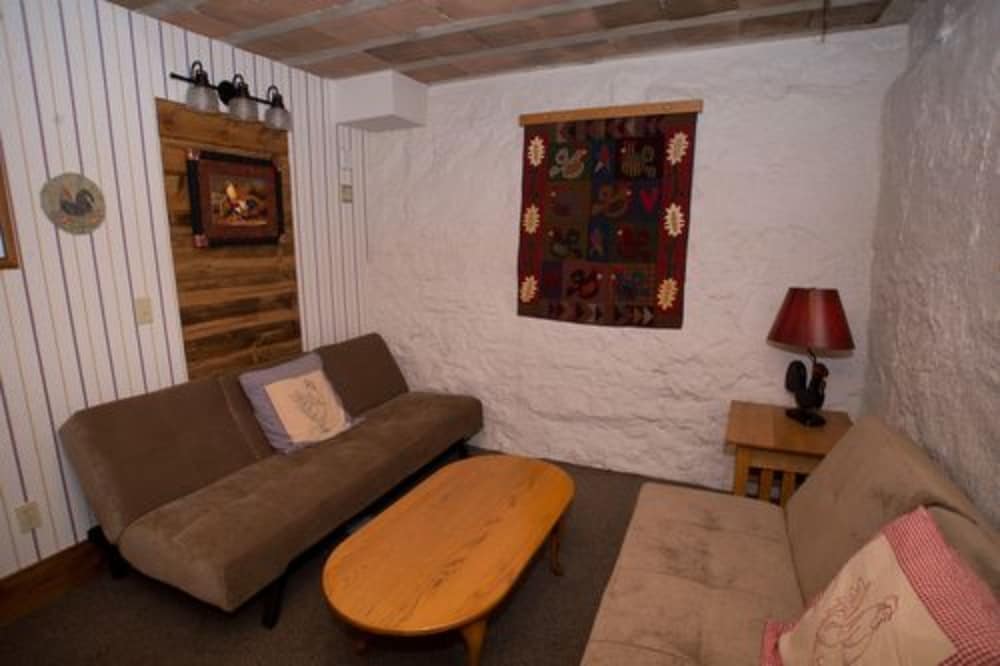 Stone Mill Hotel & Suites - photo 28