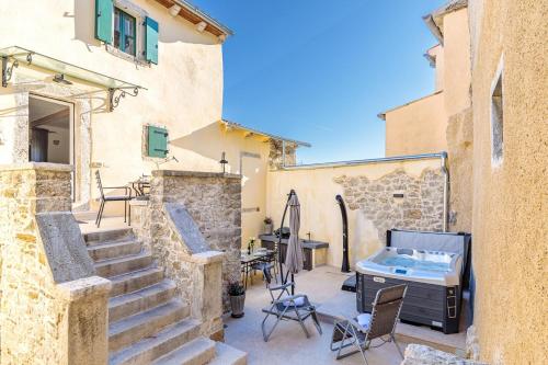 Casa Amelia in Pican — 4-Star Luxury Hotel in Pican, Croatia