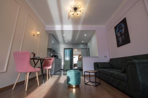 Iren river side apartments