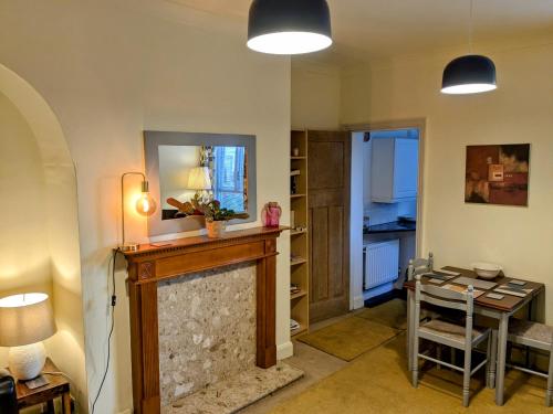 Apartment with Outside Patio and Car Space — 4-Star Luxury Hotel in Durham, United Kingdom