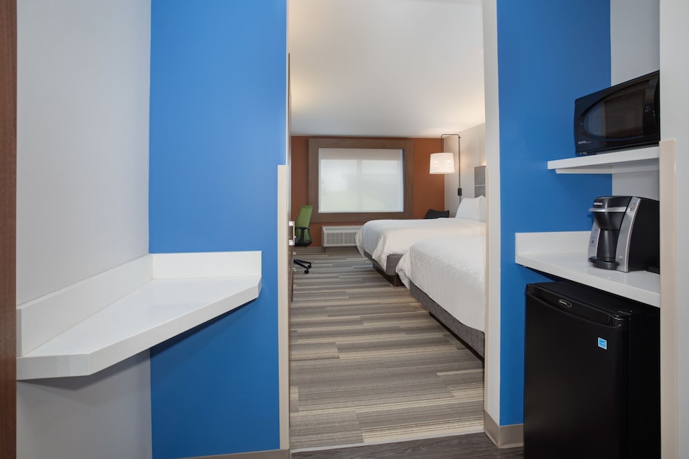 Holiday Inn Express & Suites Sioux City North Event Center by IHG - photo 10