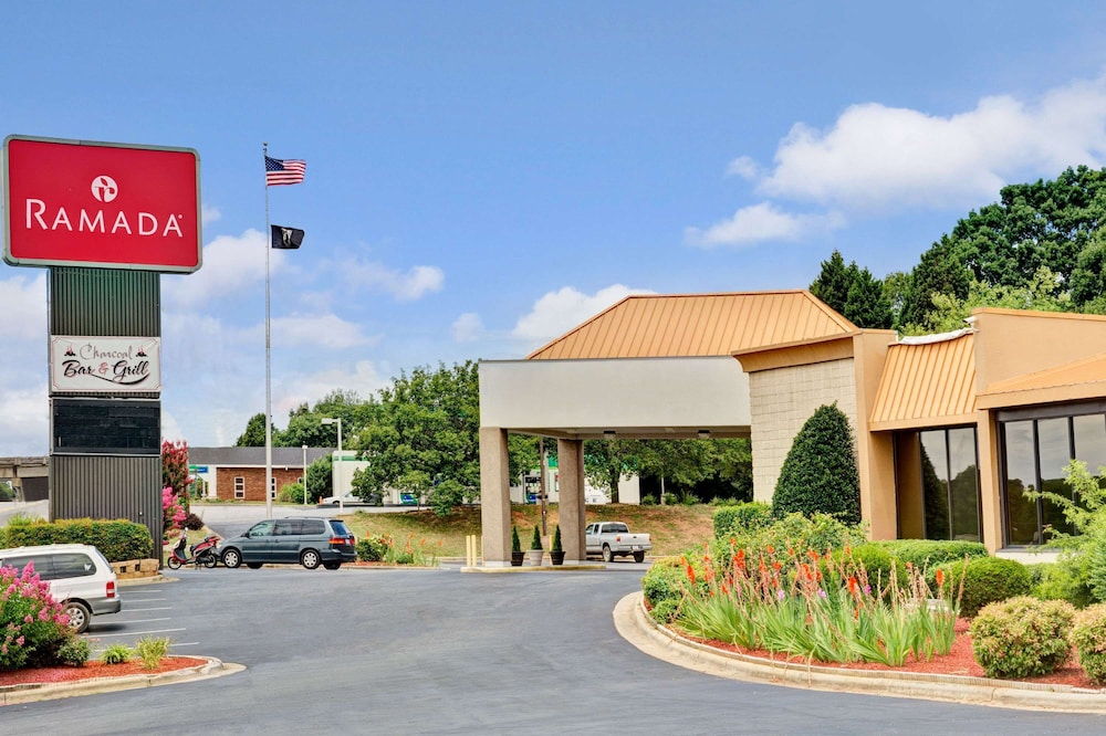 Sonesta Select Hotels Statesville - photo 38