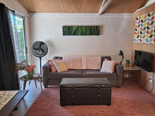 Sweet Guesthouse — 4-Star Luxury Hotel in Waitara, New Zealand