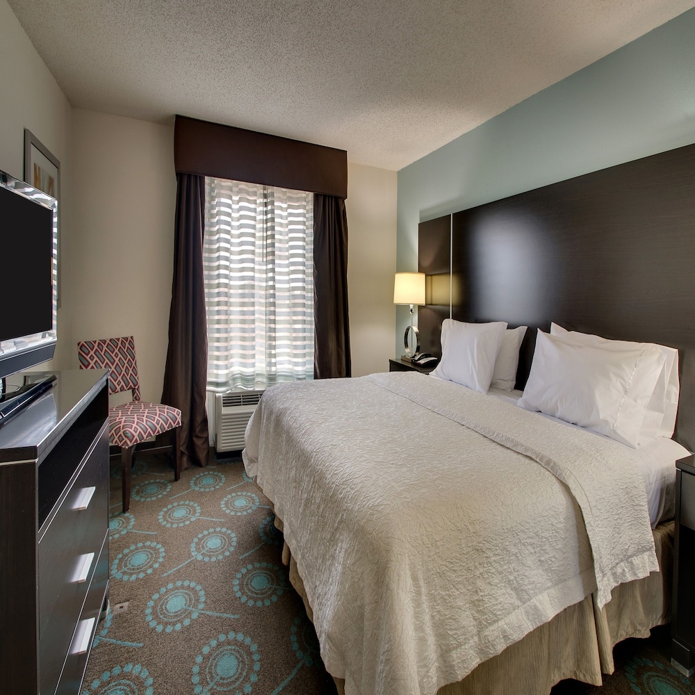 Hampton Inn Shreveport Airport - photo 12