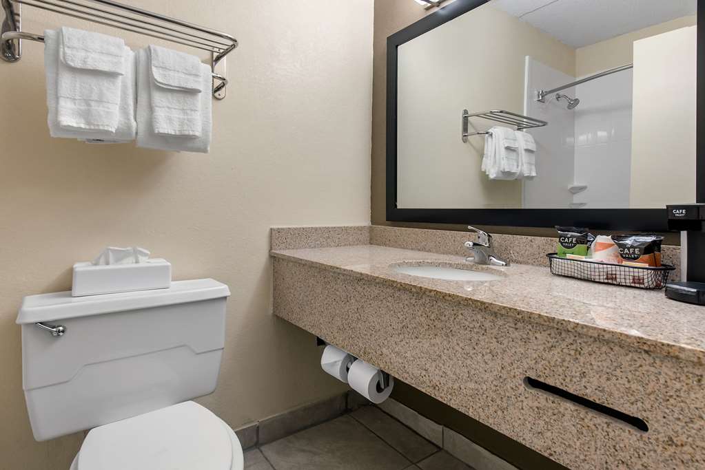 Quality Inn & Suites Lafayette I 65 - photo 11
