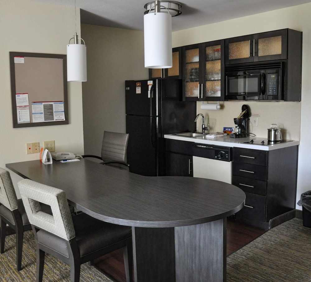 Candlewood Suites Louisville Airport by IHG - photo 10