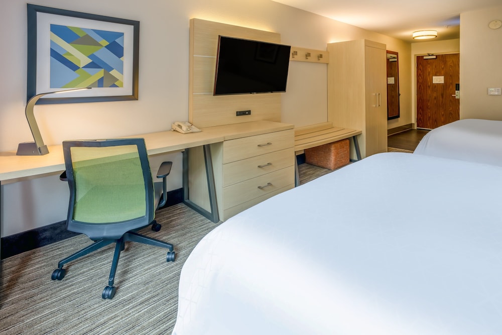 Holiday Inn Express Hotel & Suites Salisbury Delmar by IHG - photo 16